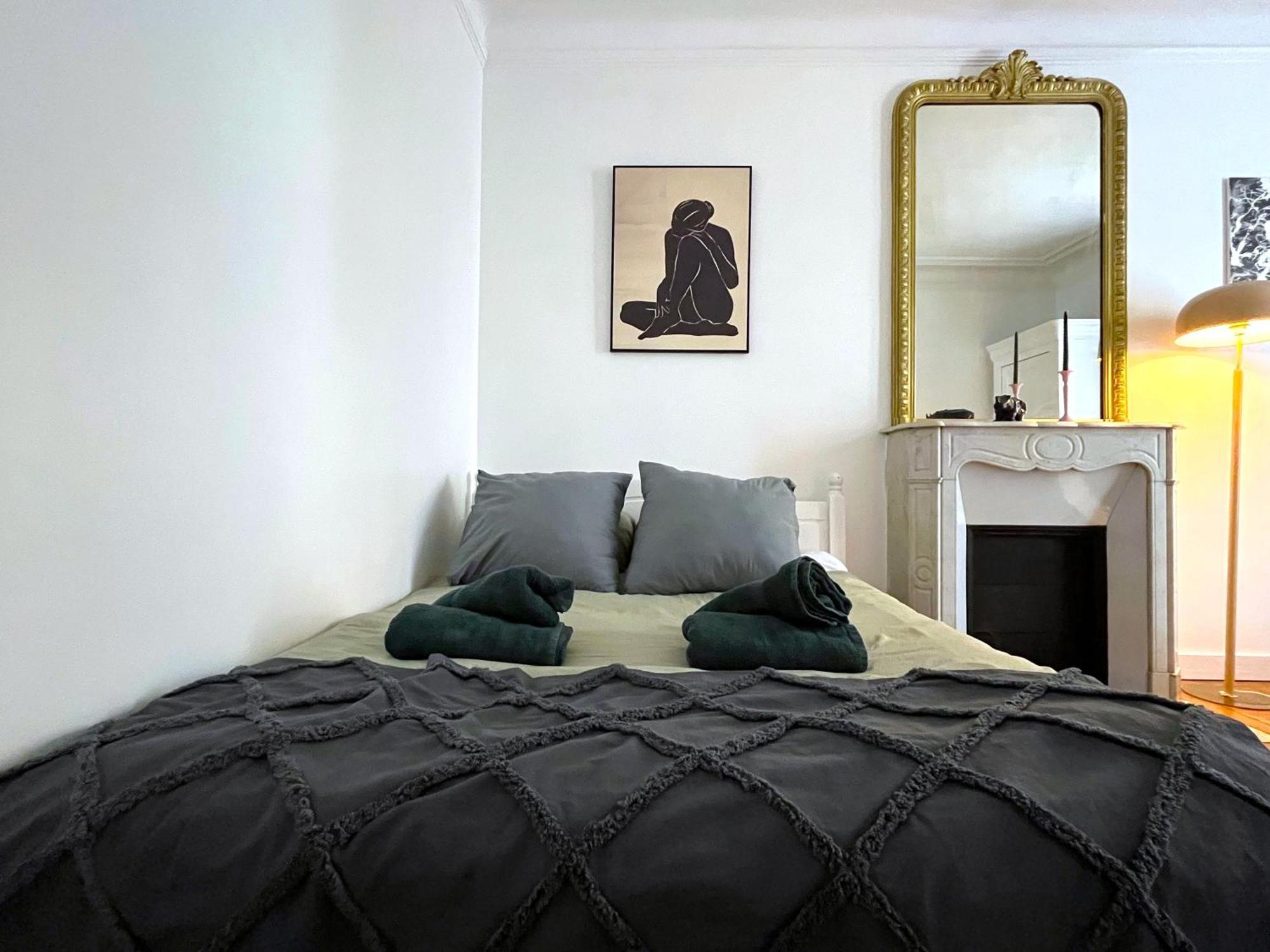 Lovely Haussmannian Flat In Montparnasse 파리 외부 사진